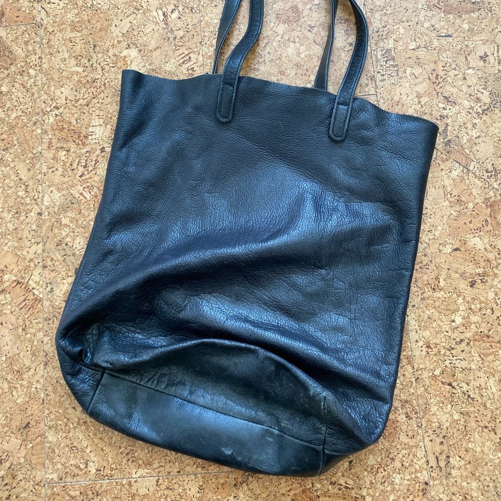 BAGGU Navy Leather tote